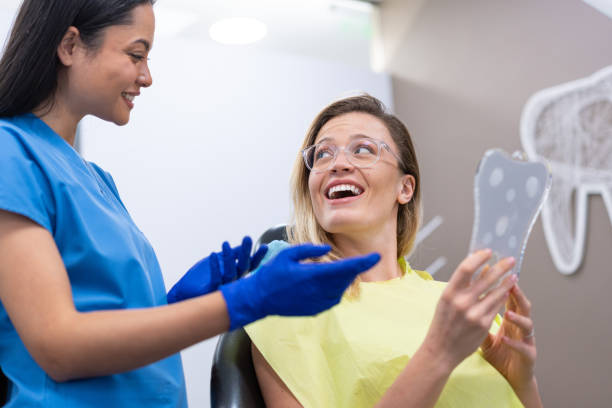 Best Veneers and Lumineers  in Long Beach, WA